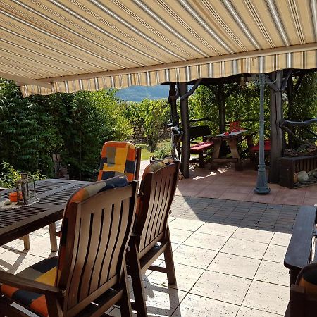 Ferienweingut Römer-Knodt Kröv Exterior foto